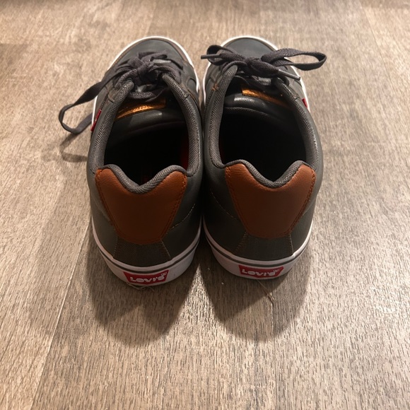 Levi’s shoes - Picture 3 of 4
